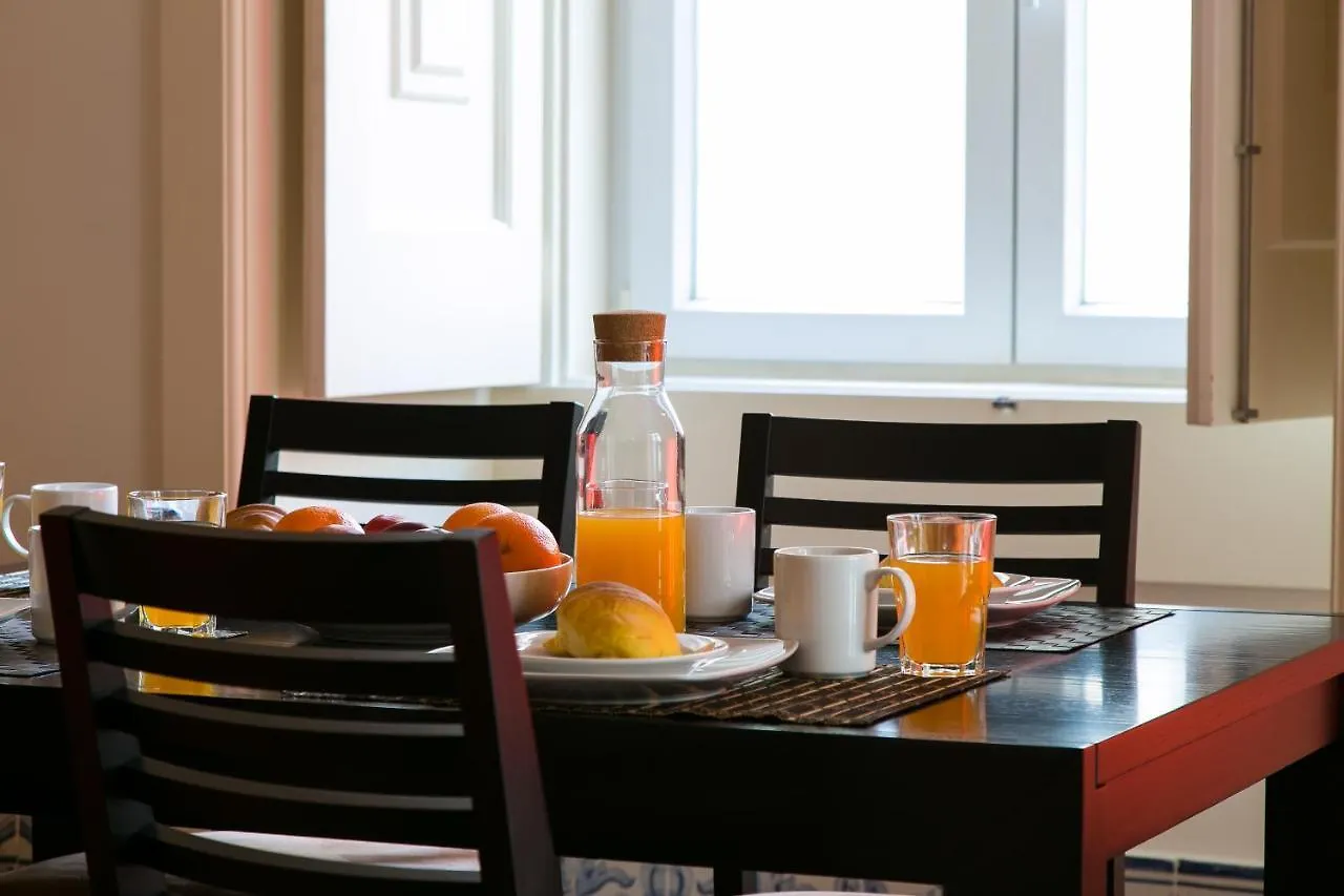 Joivy Elegant 2Br Apt With Workspace Nearby Baixa-Chiado Subway Lisboa 0*,