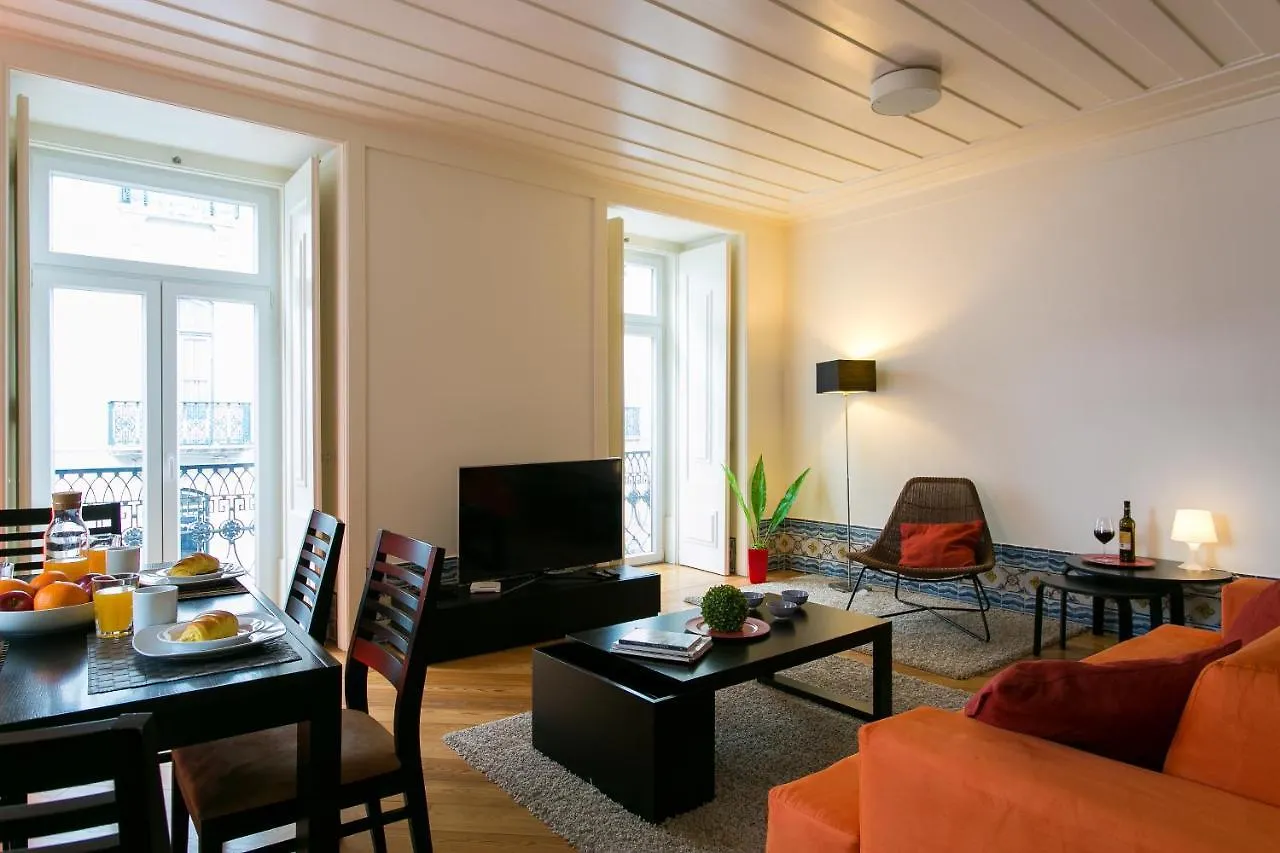 Joivy Elegant 2Br Apt With Workspace Nearby Baixa-Chiado Subway Lisbon Apartment
